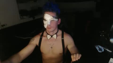 Rayzel online show from November 2025 10:12:01 PM