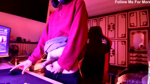 Snapshot of rcomi4 chatting on November 2025 05:04:01 PM rcomi4 online show from November 2025 05:04:01 PM