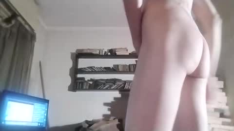 Snapshot of rdcervetto81 chatting on November 2025 05:41:02 AM rdcervetto81 online show from November 2025 05:41:02 AM