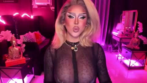 Snapshot of real_dom_phuta chatting on September 2025 10:27:01 AM Miss Katrina De Futah Goddess of HELL online show from September 2025 10:27:01 AM