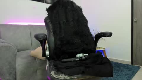 Alina Cruz online show from February 2025 09:20:02 PM