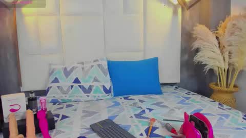 Cattleya Exposito  online show from October 2025 05:54:02 PM