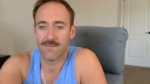 Snapshot of realdaddyo chatting on October 2025 08:28:01 PM realdaddyo online show from October 2025 08:28:01 PM