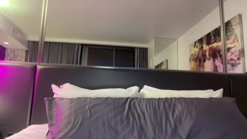 Jade  online show from December 2024 01:10:01 AM