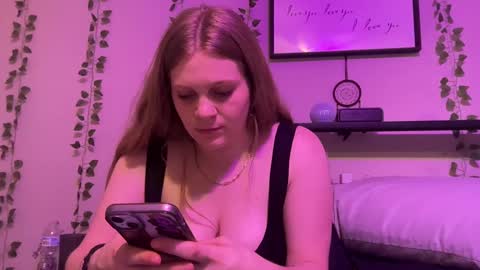 Preston  Stella online show from January 2025 06:16:01 AM