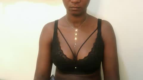 queen online show from September 2025 07:43:02 AM