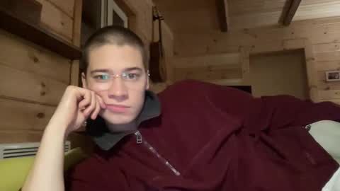 AliceEve online show from November 2025 08:30:02 PM