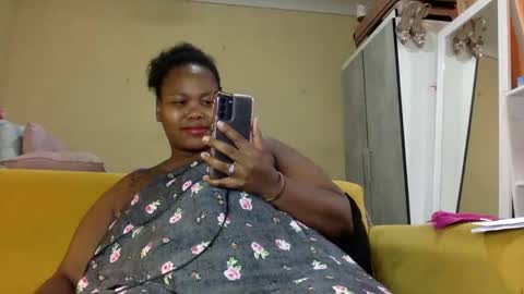 Snapshot of realsweetheart chatting on December 2024 02:35:02 PM REAL1SWEETHEART online show from December 2024 02:35:02 PM