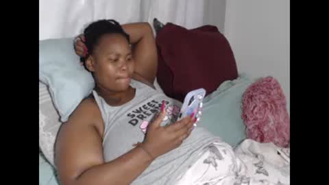 Snapshot of realsweetheart chatting on September 2025 09:43:01 AM REAL1SWEETHEART online show from September 2025 09:43:01 AM