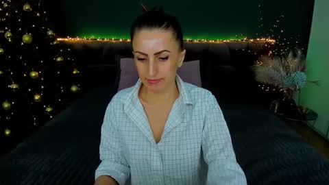 rebecca_diamonds online show from December 2024 11:54:02 AM