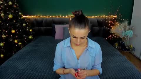 rebecca_diamonds online show from December 2024 11:09:01 AM