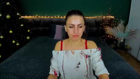 rebecca_diamonds online show from December 2024 03:57:01 PM