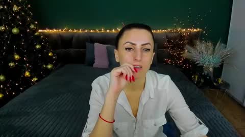 rebecca_diamonds online show from January 2025 06:17:01 AM