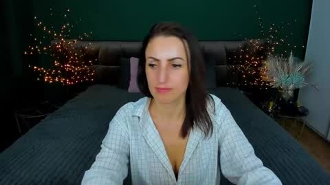 rebecca_diamonds online show from January 2025 03:22:01 PM