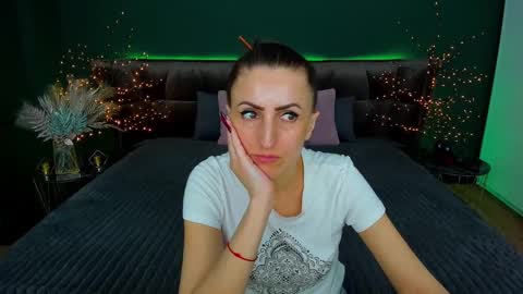 rebecca_diamonds online show from February 2025 01:49:02 PM