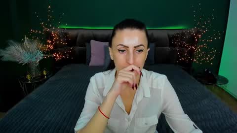 rebecca_diamonds online show from March 2025 10:40:02 AM