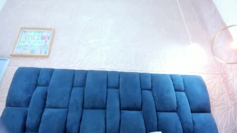 Snapshot of rebecca_mitchell chatting on January 2025 05:41:01 PM Rebecca online show from January 2025 05:41:01 PM