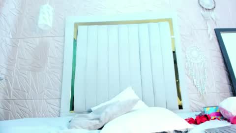 Snapshot of rebecca_mitchell chatting on October 2025 11:39:01 AM Rebecca online show from October 2025 11:39:01 AM