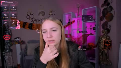 rebecca_smile_ online show from October 2025 05:52:01 AM