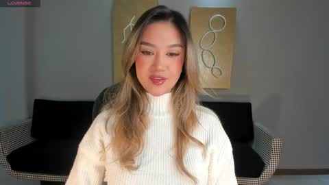 Snapshot of rebeccahudson_ chatting on October 2025 10:58:02 AM Rebe online show from October 2025 10:58:02 AM