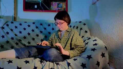 Snapshot of reborn_elf chatting on October 2025 05:57:02 PM Lara online show from October 2025 05:57:02 PM