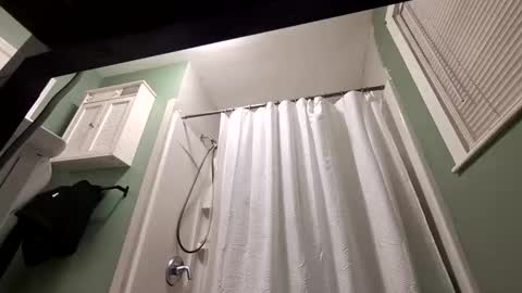 Snapshot of recka810 chatting on November 2025 08:58:02 AM recka810 online show from November 2025 08:58:02 AM