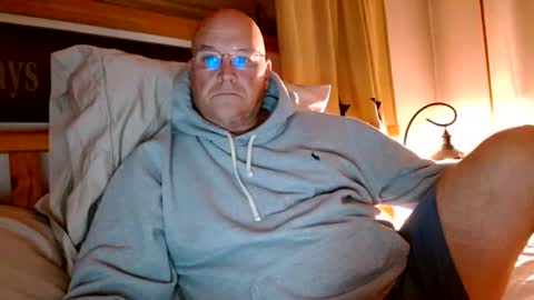 Mtn. Man online show from October 2025 02:59:01 AM