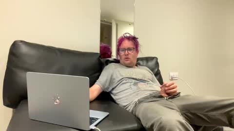 Snapshot of recordplayerer chatting on September 2025 10:37:01 AM Musical Genius online show from September 2025 10:37:01 AM