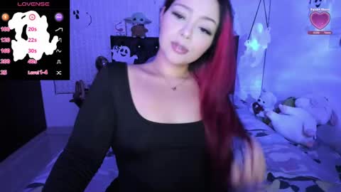 Snapshot of red_girlofficial chatting on October 2025 04:44:02 AM Taliana online show from October 2025 04:44:02 AM