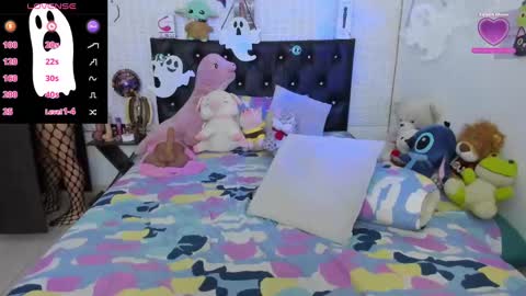 Snapshot of red_girlofficial chatting on October 2025 05:08:01 AM Taliana online show from October 2025 05:08:01 AM