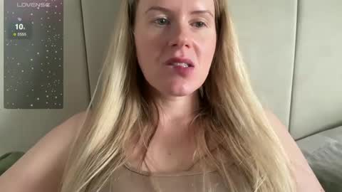 Rosie online show from February 2025 09:49:01 AM