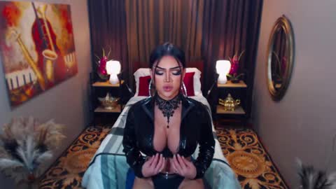 Snapshot of red_ivyy chatting on February 2025 08:06:02 PM AsianRedivy online show from February 2025 08:06:02 PM
