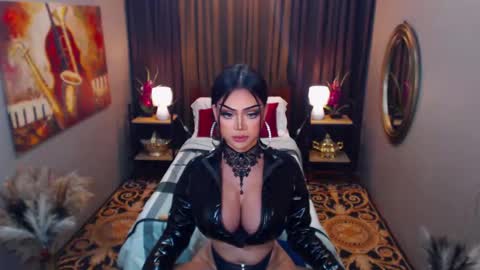Snapshot of red_ivyy chatting on February 2025 11:49:01 PM AsianRedivy online show from February 2025 11:49:01 PM
