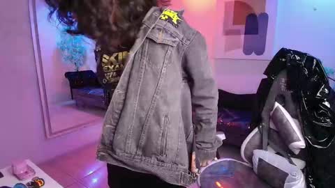 Snapshot of red_moonx chatting on October 2025 11:21:02 AM Res Moon online show from October 2025 11:21:02 AM