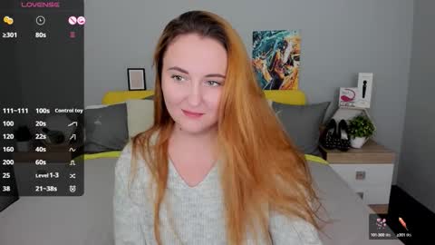 Snapshot of red_naughtyfox chatting on October 2025 06:37:01 PM Lessy Fox online show from October 2025 06:37:01 PM