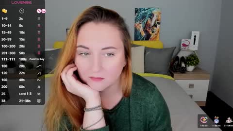 Snapshot of red_naughtyfox chatting on October 2025 05:32:02 PM Lessy Fox online show from October 2025 05:32:02 PM