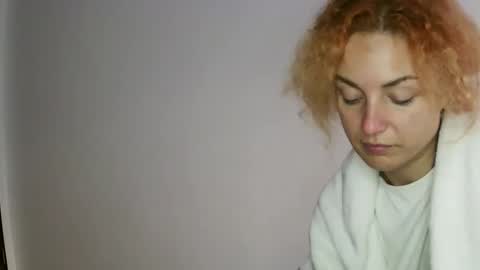 reddgirll online show from January 2025 04:39:01 PM