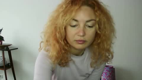 reddgirll online show from January 2025 11:45:01 AM