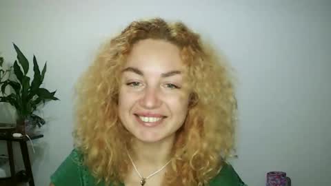 reddgirll online show from January 2025 06:20:02 PM
