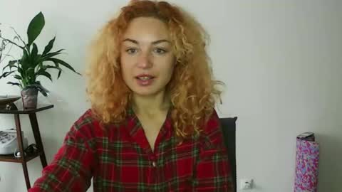 reddgirll online show from January 2025 10:43:01 AM