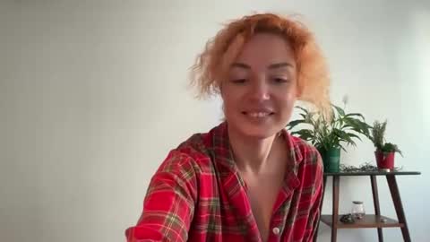 reddgirll online show from February 2025 04:30:02 PM
