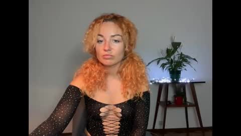 reddgirll online show from February 2025 05:58:02 PM