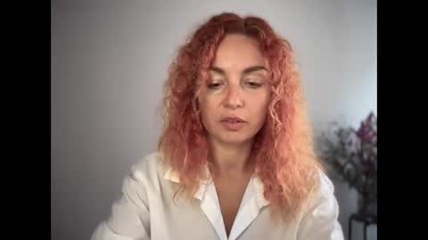 Snapshot of reddgirll chatting on October 2025 09:43:02 AM reddgirll online show from October 2025 09:43:02 AM