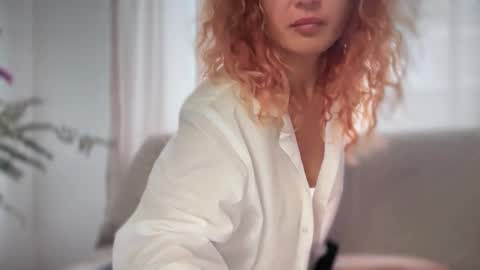 Snapshot of reddgirll chatting on October 2025 07:51:02 AM reddgirll online show from October 2025 07:51:02 AM