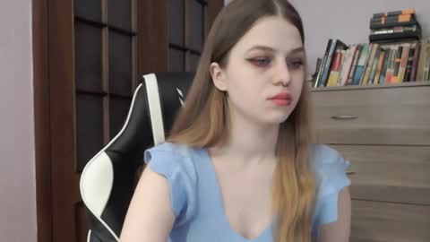 Lily online show from December 2024 02:30:02 AM