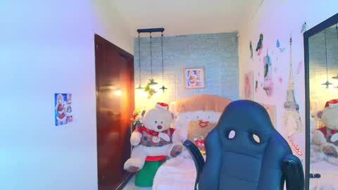 Lili Lopez online show from December 2024 02:04:01 AM