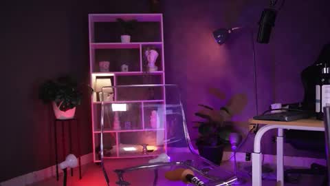 Red Jasmine online show from September 2025 06:35:02 PM