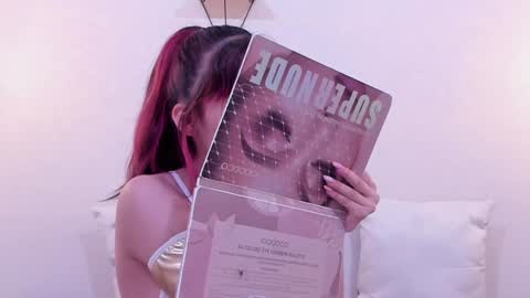 Snapshot of redmeloddy chatting on January 2025 07:27:02 PM Meloddy online show from January 2025 07:27:02 PM