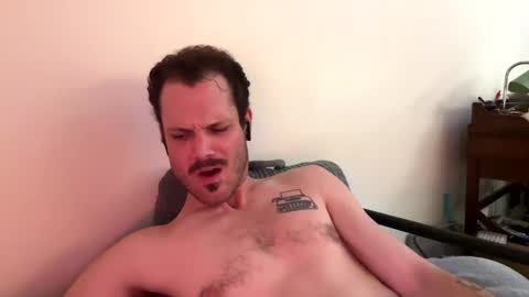 Snapshot of reed_thomas chatting on December 2024 06:31:02 AM Reed Thomas online show from December 2024 06:31:02 AM