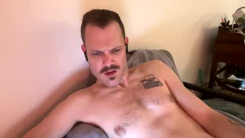 Snapshot of reed_thomas chatting on January 2025 07:38:02 AM Reed Thomas online show from January 2025 07:38:02 AM